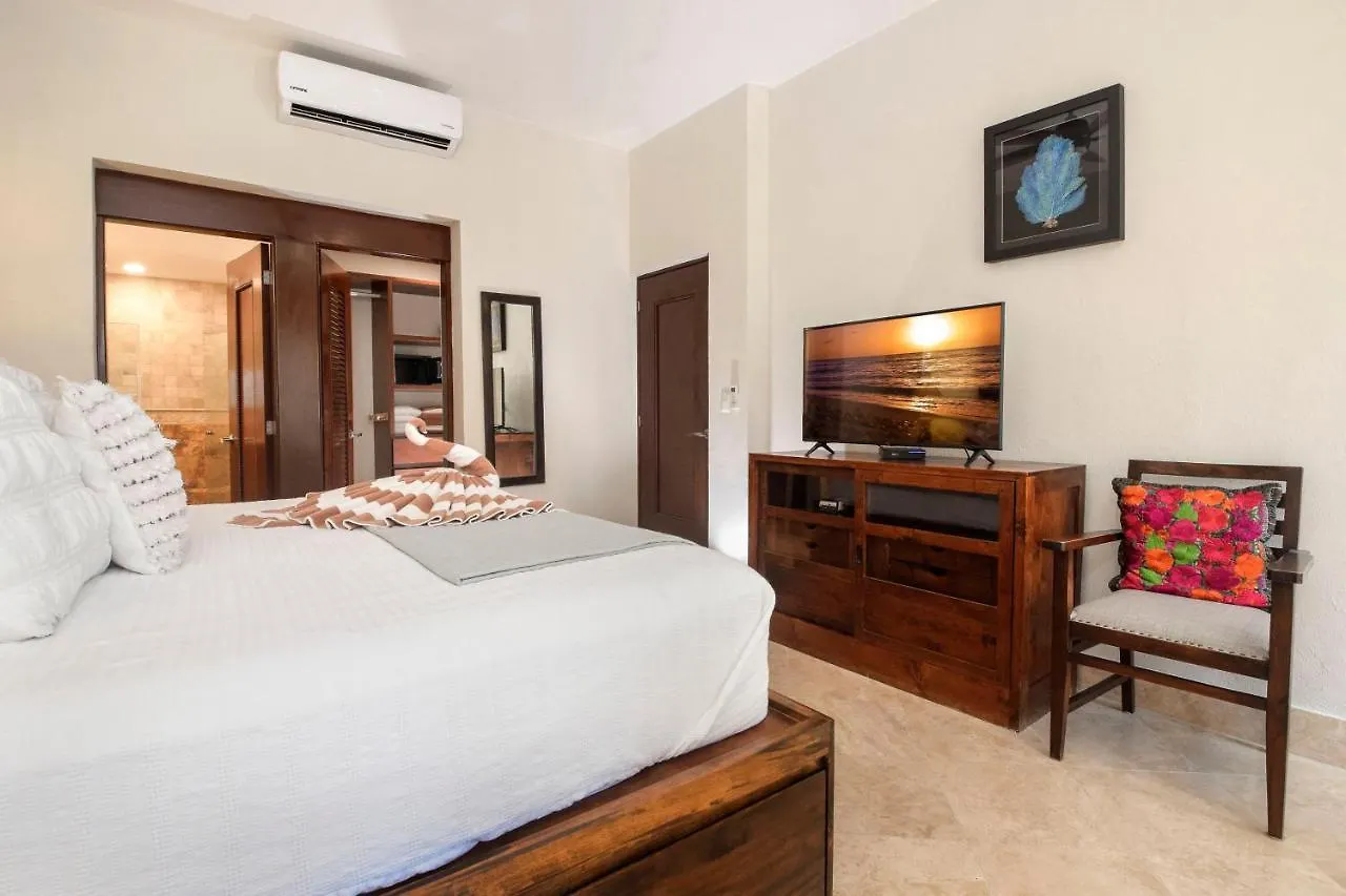Lägenhet Oceanfront Condo Luna Encantada With Pool And Great Rates Luna A2 Playa del Carmen