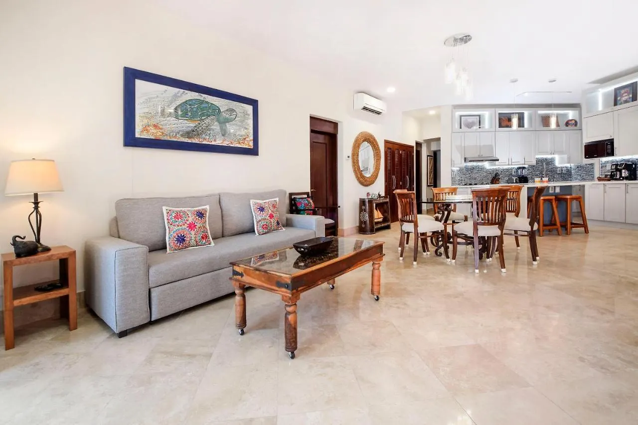 Oceanfront Condo Luna Encantada With Pool And Great Rates Luna A2 Playa del Carmen Apartamento